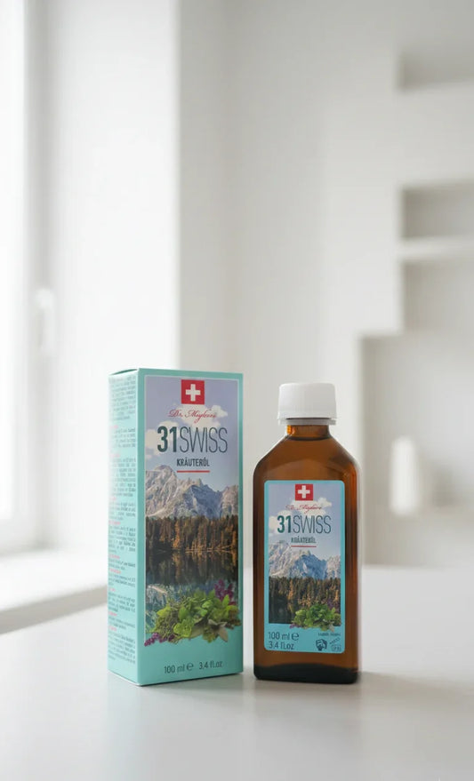 31 Swiss Kräuteröl Flasche und Verpackung, Naturkosmetik, auf weißem Hintergrund